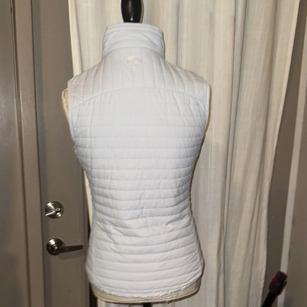 Storm Creek Women's Light Gray White Quilted Keystone Vest 4 zipper pocket Small - Picture 6 of 13